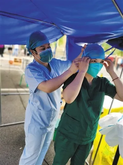 东城白衣天使护航百姓健康