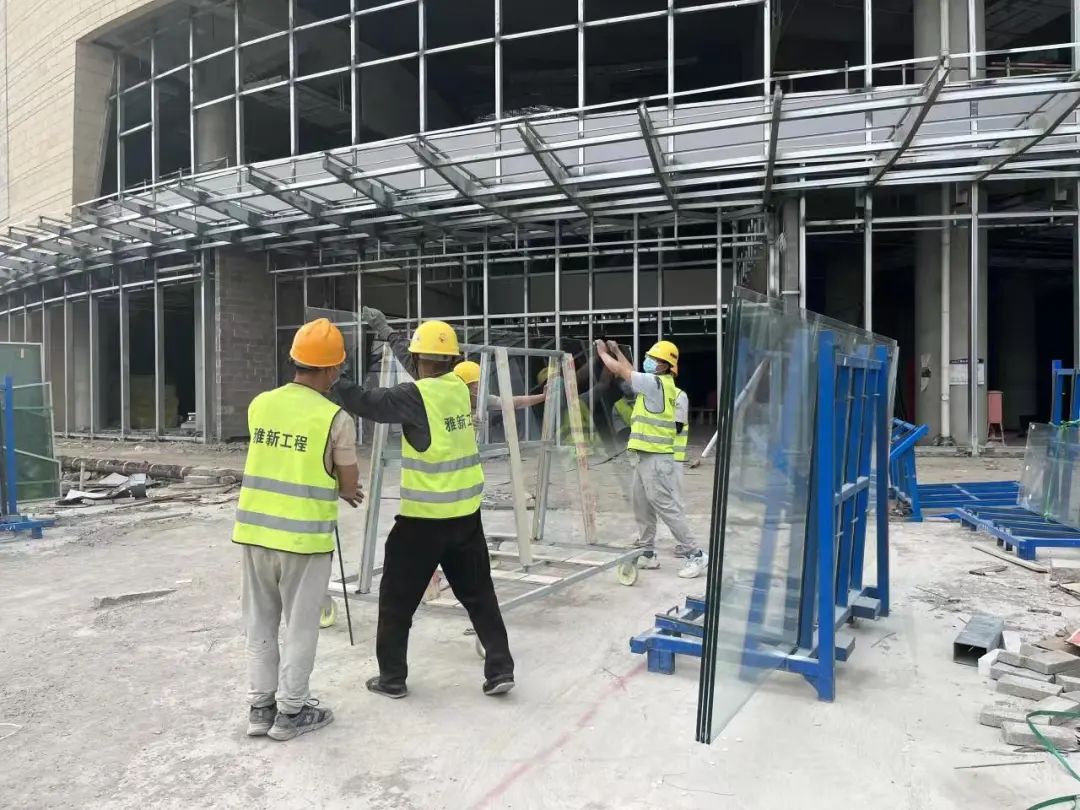 石景山织牢织密施工工地“防疫网”！十一学校、大悦城等重点工程加快建设