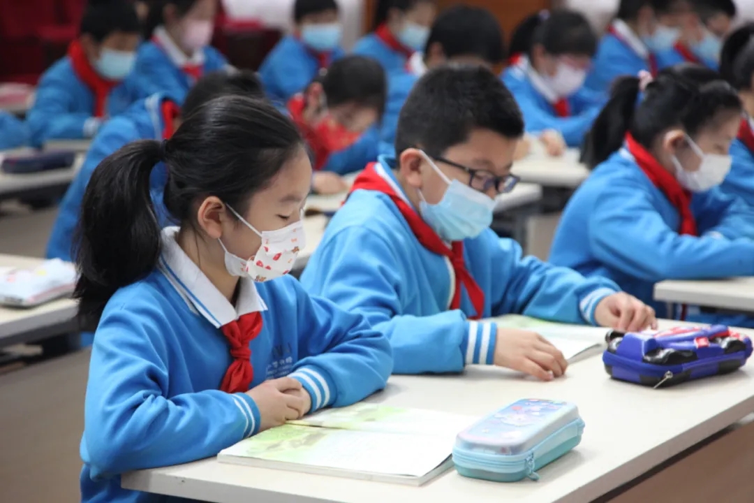 东城区常态化防控再优化，生产生活暖意浓