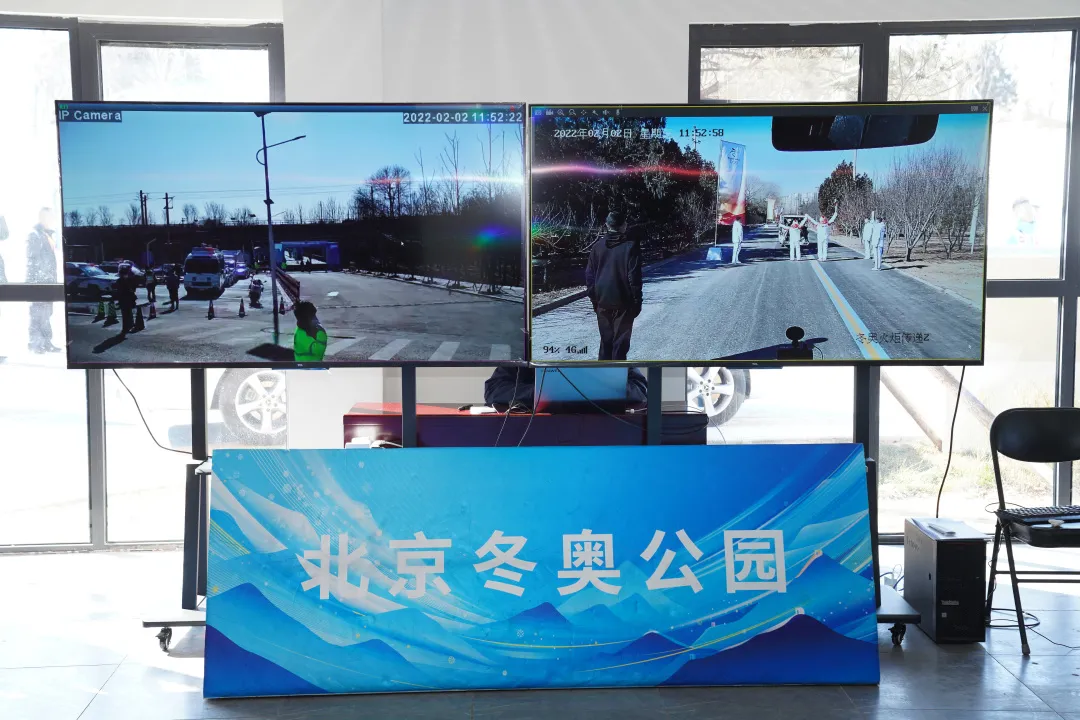 看~石景山之光！火炬传递他们全程保驾护航......