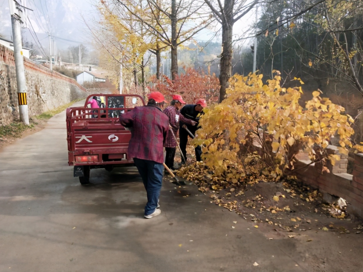 密云区新城子镇开展周末卫生日活动