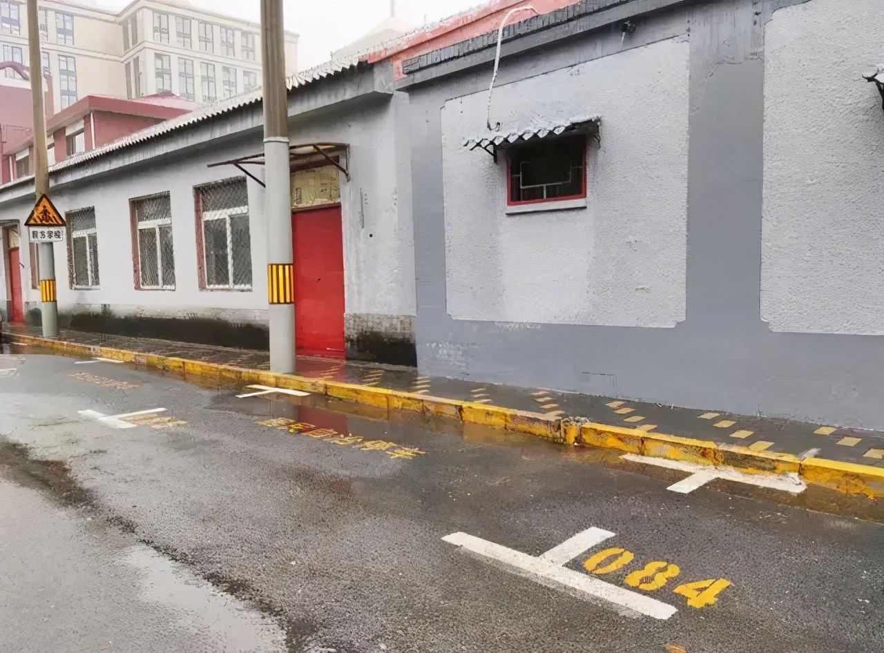 智慧停车！这里的居民再也不用“抢车位”啦