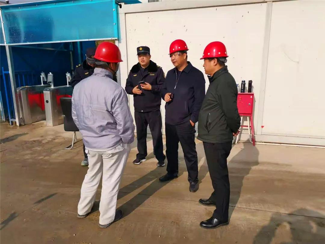 密云城管：积极应对空气重污染 严格排查工地扬尘隐患