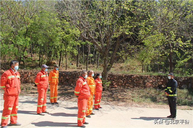 平谷丫髻山景区“五一”首日接待有序 游客可赏夜景