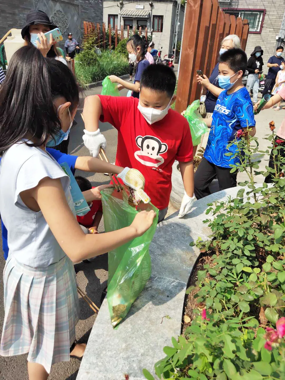 周末卫生日的“东城瞬间”