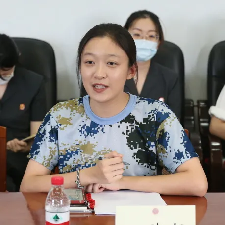 这一次，北京法院英模事迹报告团走进了中国政法大学