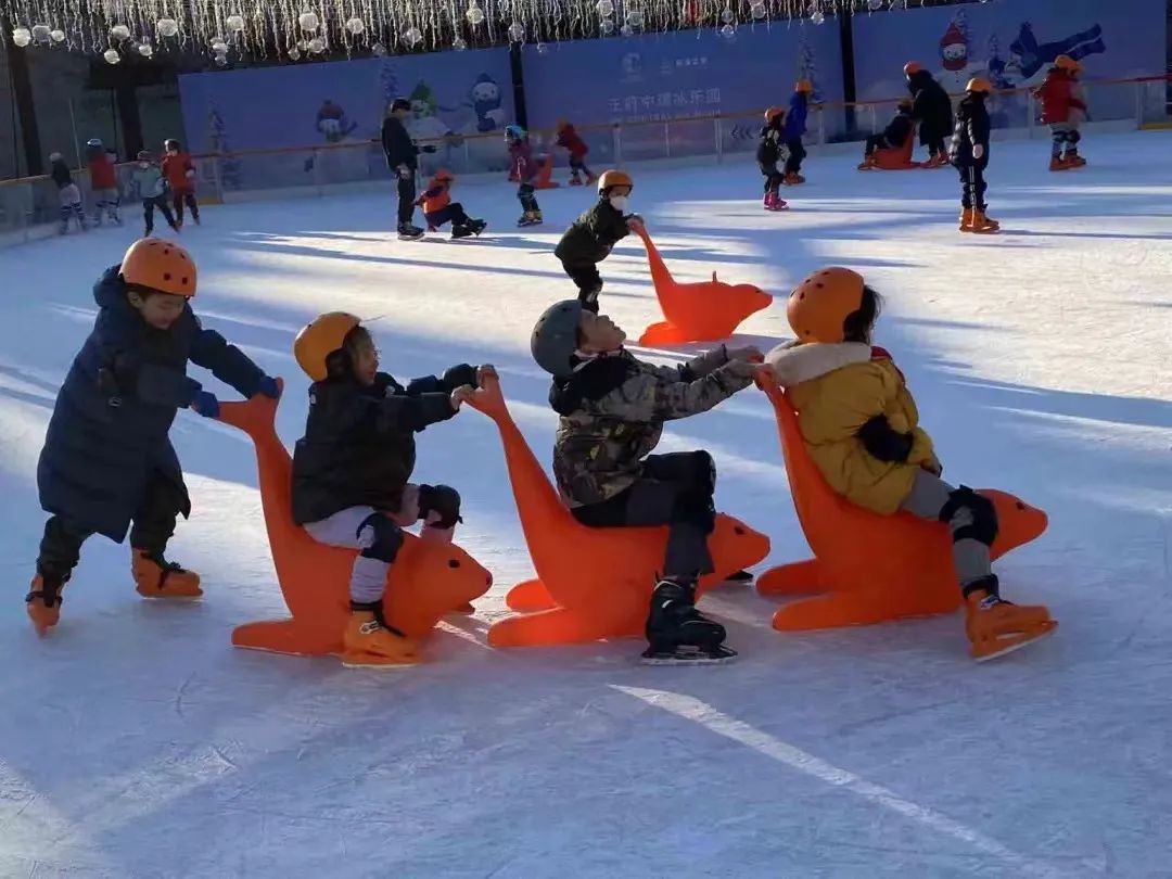 为冬奥喝彩！东城居民冬奥文化广场赴冰雪之约