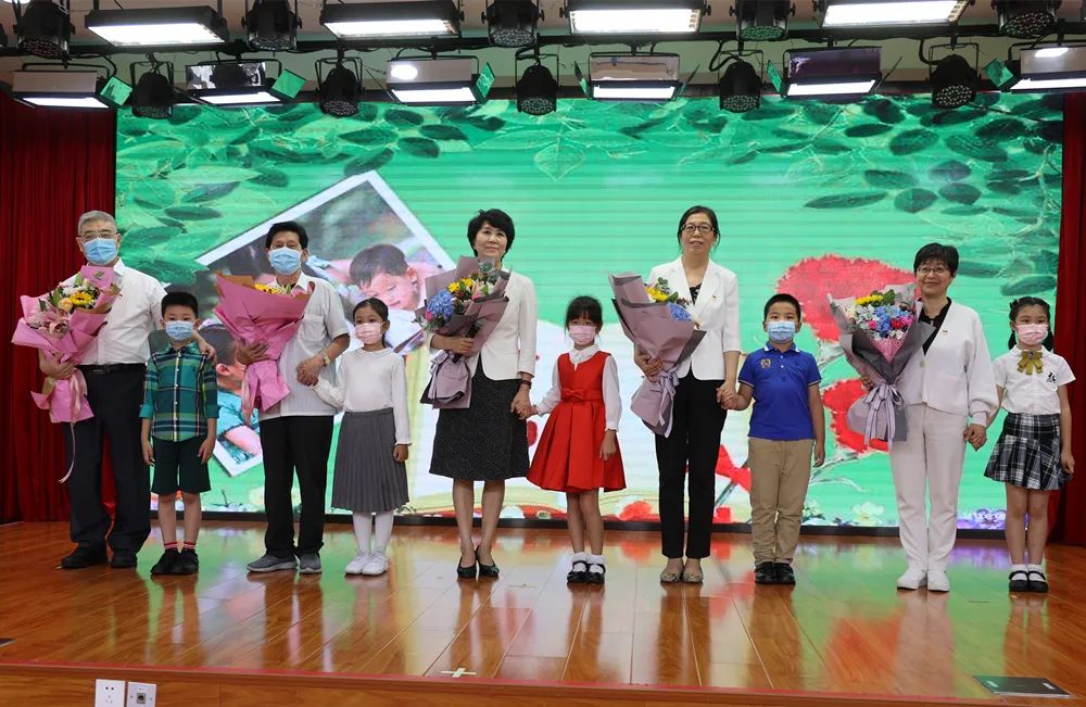 东城区召开庆祝第36个教师节表彰座谈会