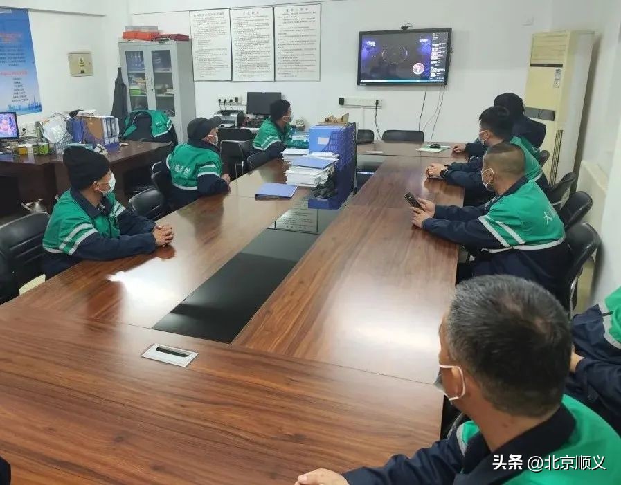 顺义市民群众通过多种方式观看冬残奥会开幕式，感受“生命的绽放”~