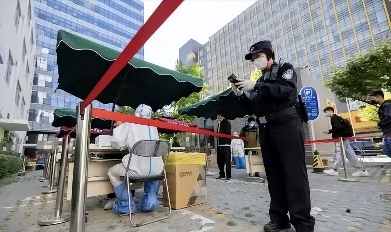 老骥伏枥，披甲逆行“疫”如既往！