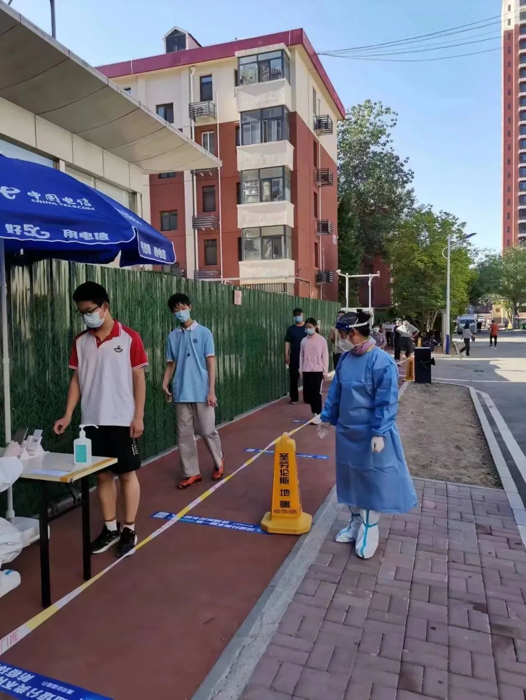 用爱书写浪漫坚守