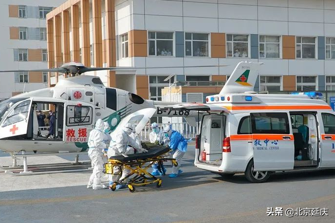 冬奥延庆赛区首例直升机转运患者平安出院