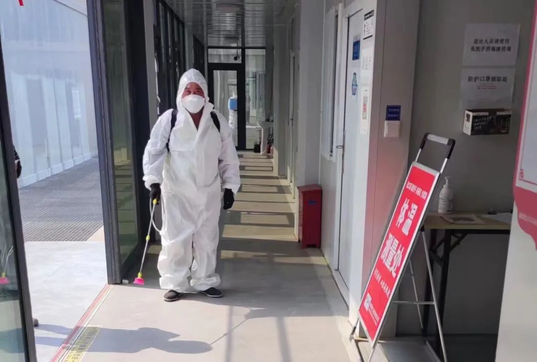 石景山织牢织密施工工地“防疫网”！十一学校、大悦城等重点工程加快建设