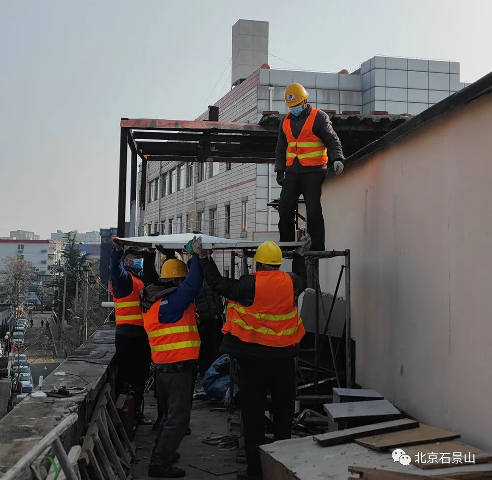 拆除挡光违建，让居民晒上冬日暖阳