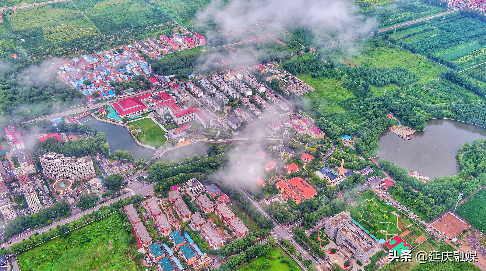 美呆了！雨后延庆云雾缭绕，美若仙境~
