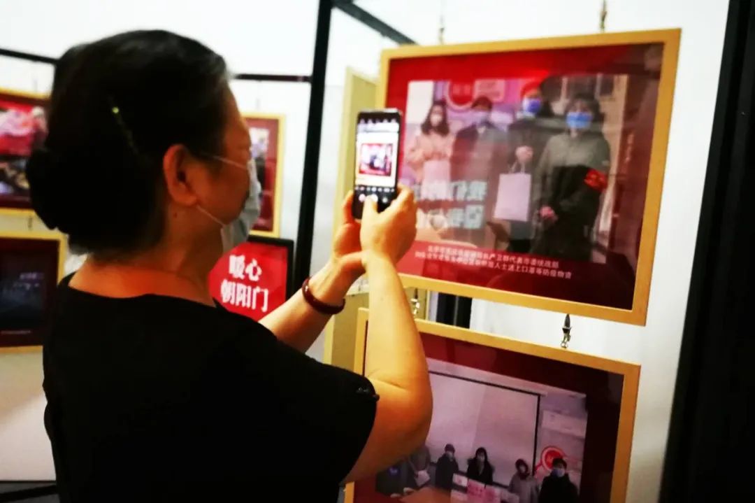 胡同里的抗疫展记录基层战“疫”足迹