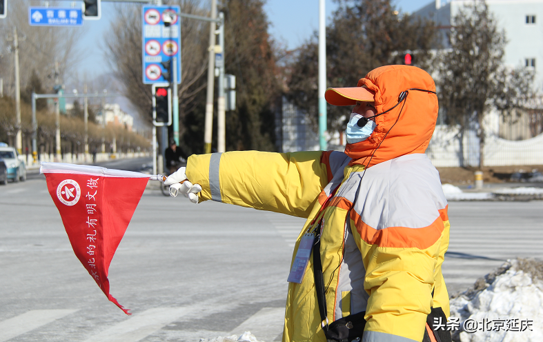 街头，老人突然倒地，延庆乡亲的做法......暖了