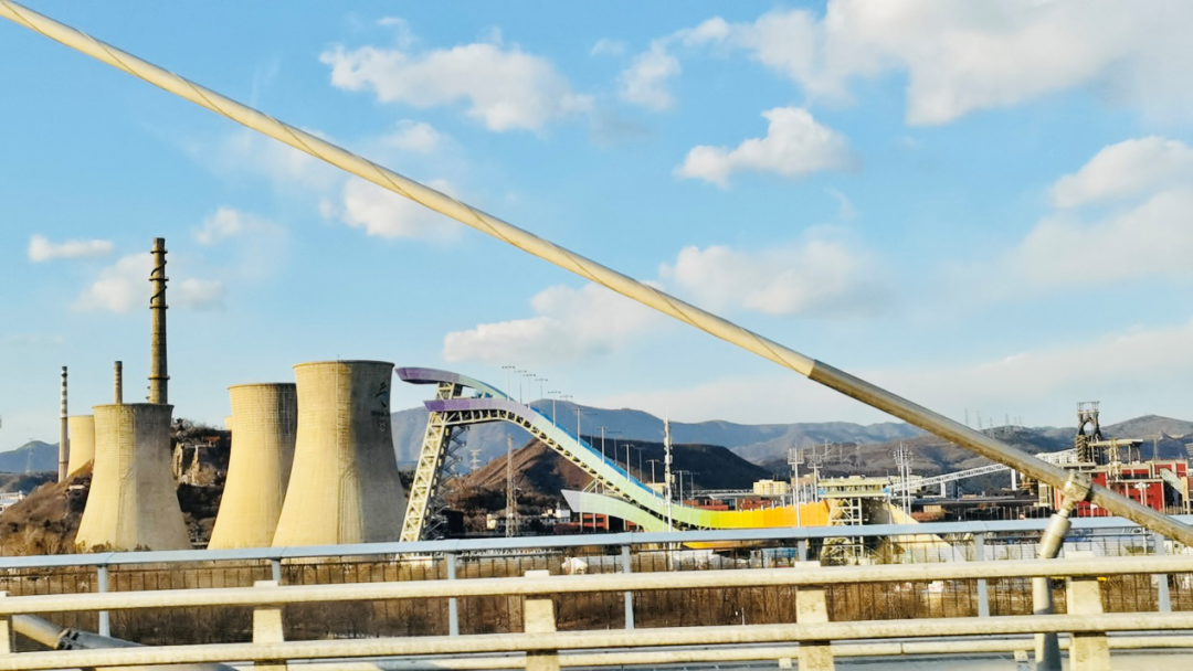 首钢滑雪大跳台正在进行场馆恢复，将向公众开放