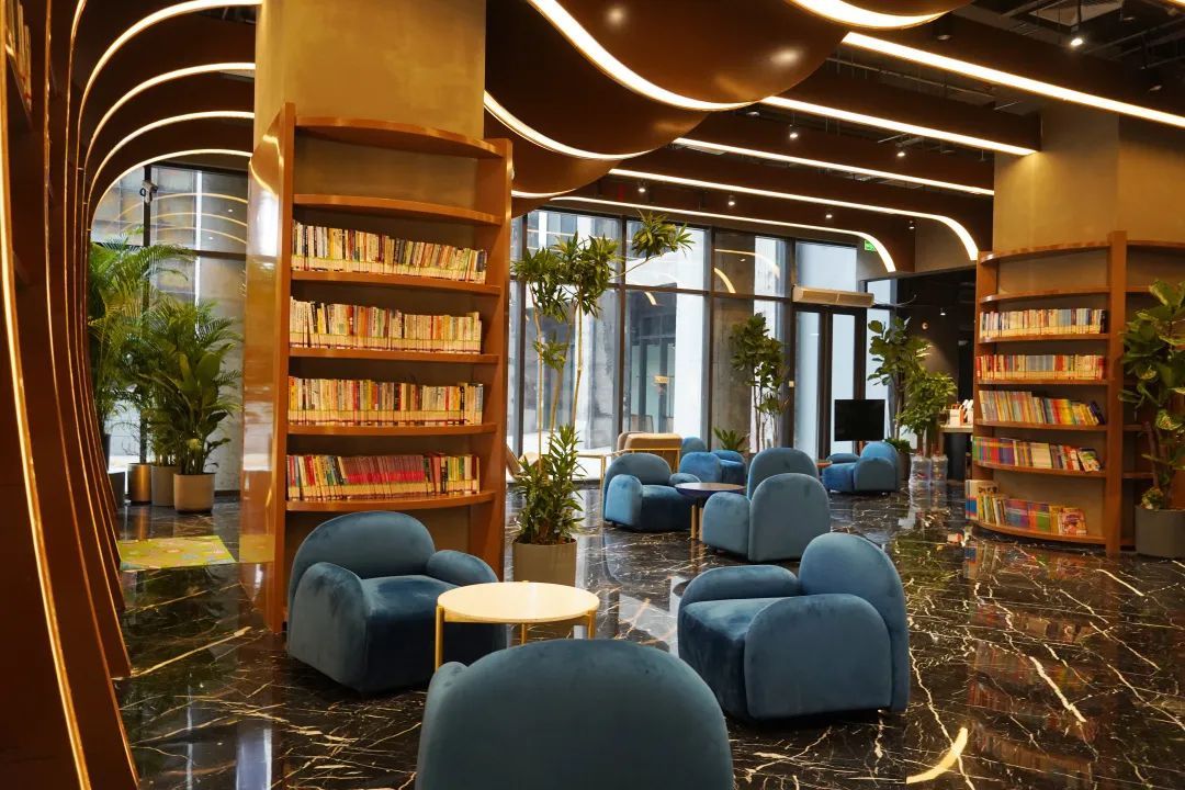 石景山首钢园的“隐藏菜单”！艺术馆里的图书馆你get到了吗？