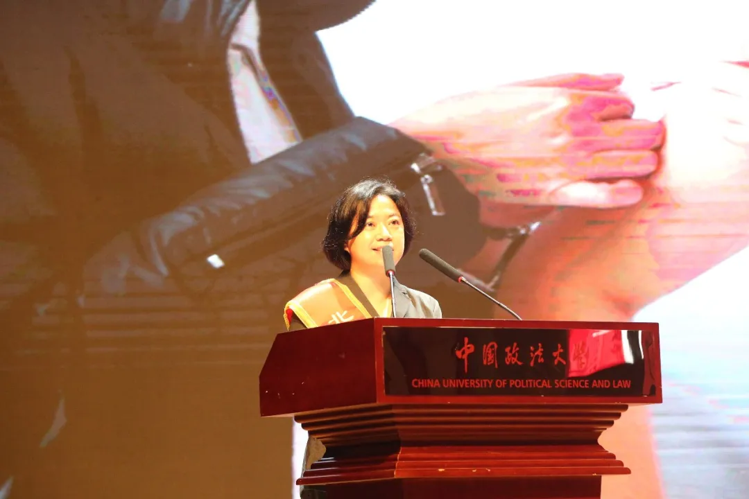 这一次，北京法院英模事迹报告团走进了中国政法大学