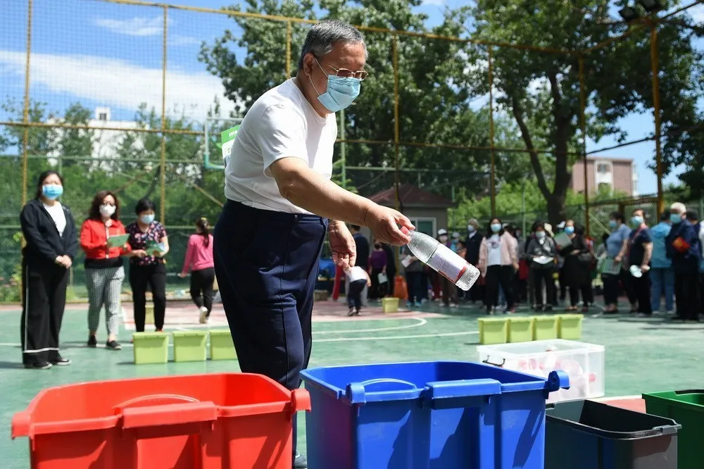 垃圾分类，这样玩儿有创意！