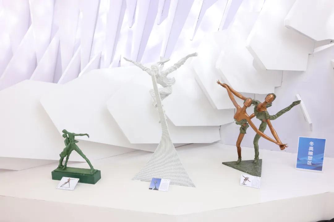 北京冬奥会倒计时一周年，冬奥旗舰店亮相王府井金街