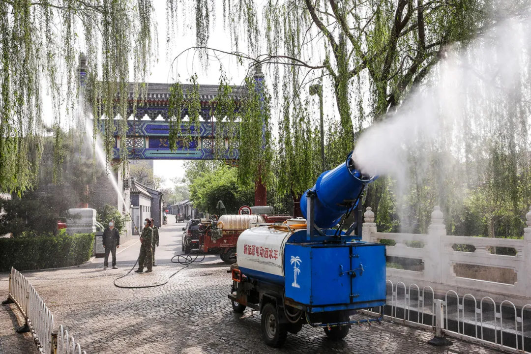 东城区“周末大扫除”升级 推进“精致东城”建设