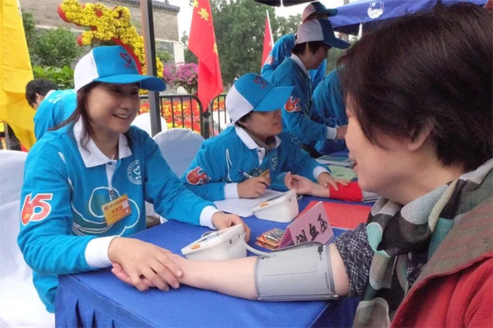 东城志愿服务先进典型捧回全国大奖！