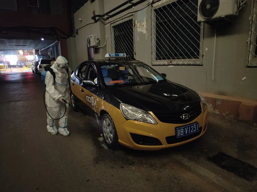 奔走在丰台的这一个个身影，温暖而有力量！