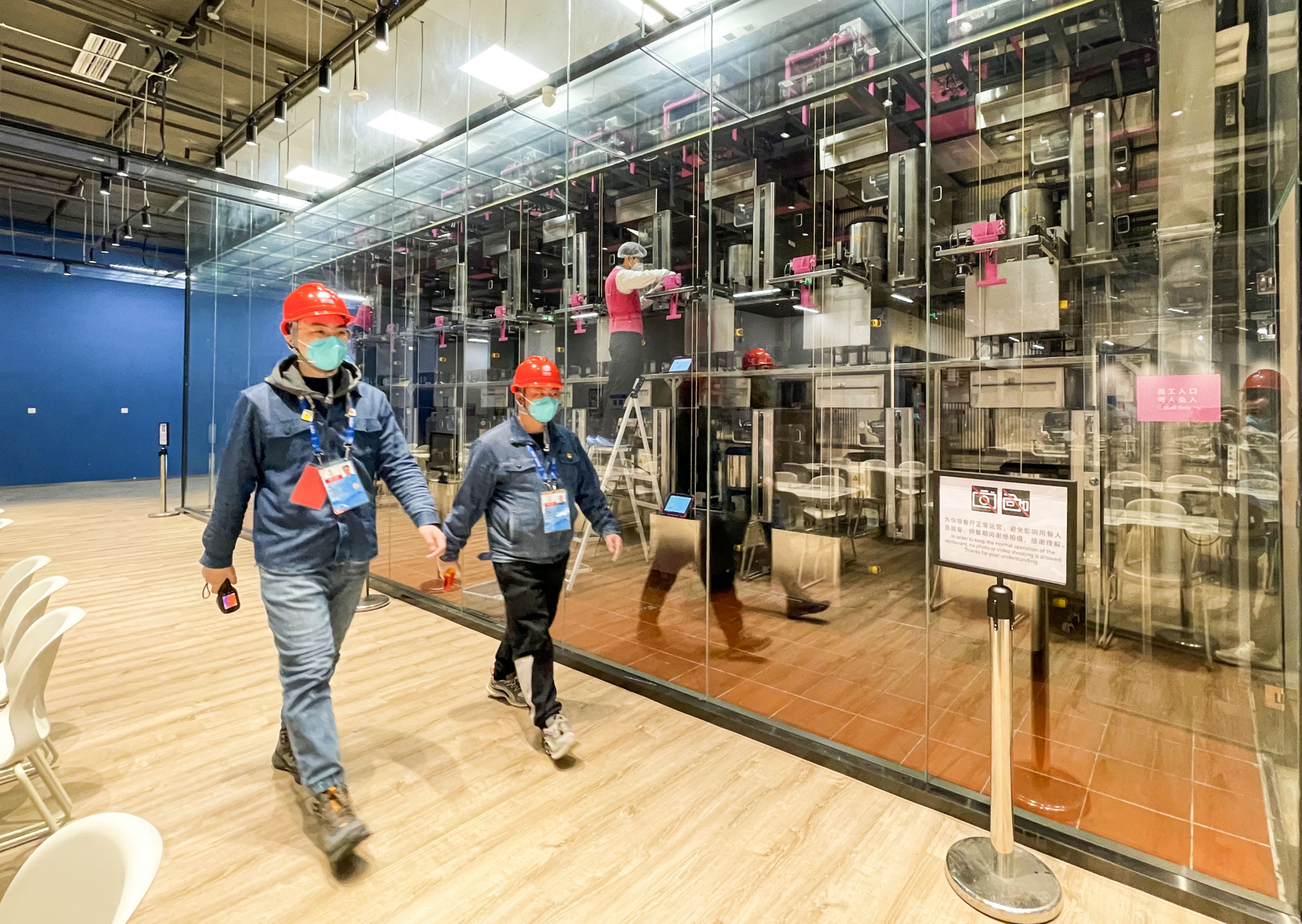 助力冬奥 丰台有我 | “机器人大厨”火出圈 丰台供电保续航