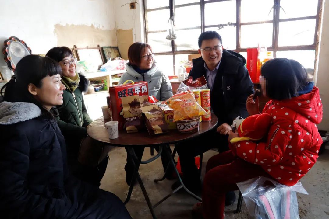 帮教救助未成年人100余名，她用爱温暖孩子们的成长之路