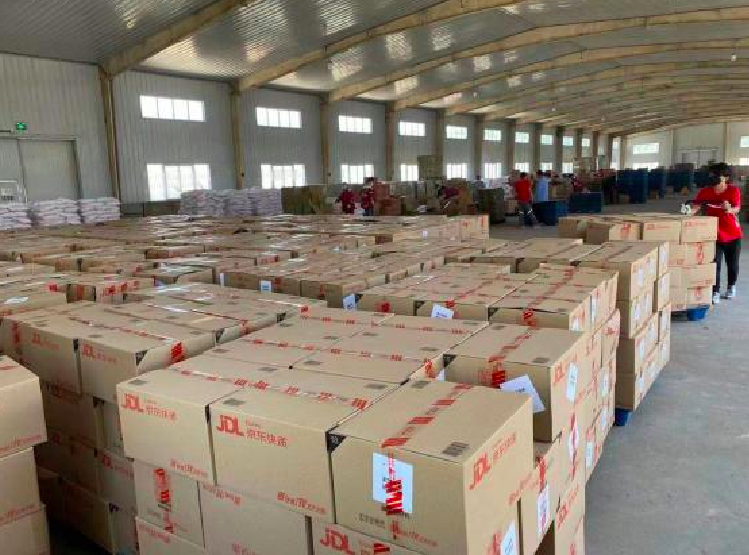 顺义10万份惠民礼包完成发放，1100吨货品全部送达！