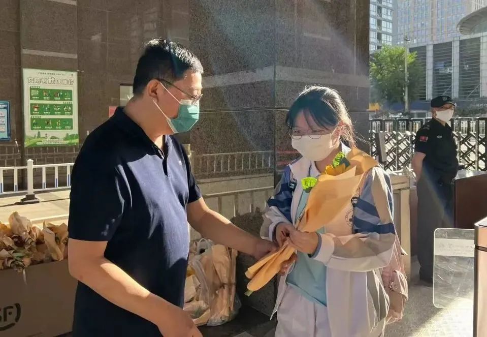 海淀高考生重返校园，学校准备了这些小惊喜……