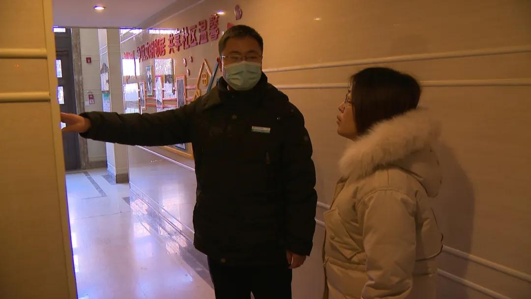 密云区果园街道上河湾社区“摆桌子  听意见”让服务走近居民