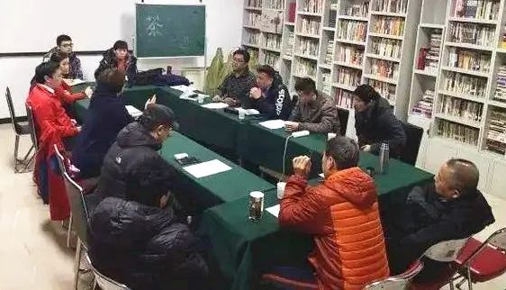 智慧停车！这里的居民再也不用“抢车位”啦