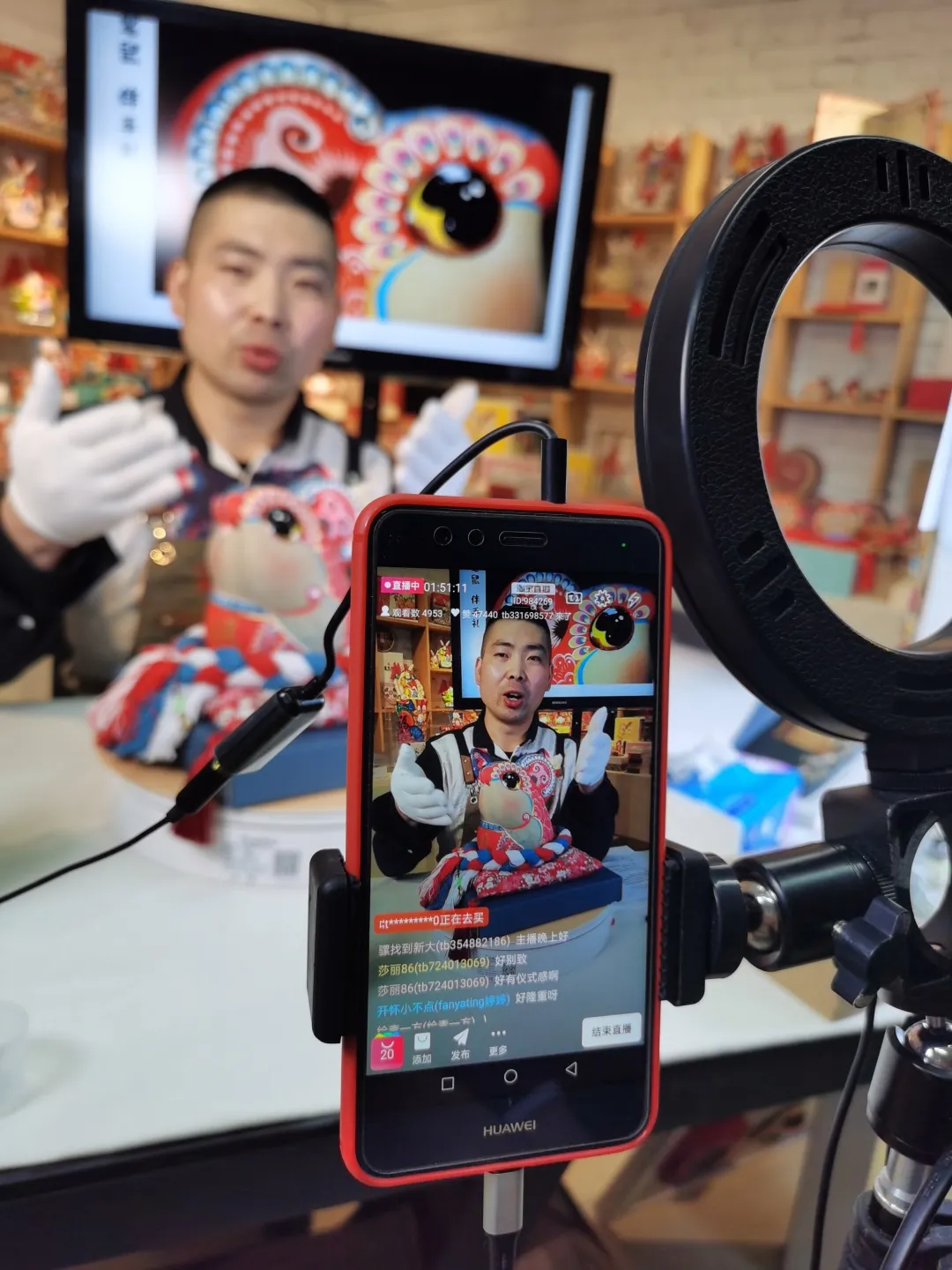 文化东城 | 直播带货、互动授课、在线表演……看东城民间手艺人花式玩非遗！