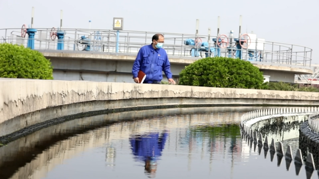 “改造”污水20年，他将清水送进千家万户