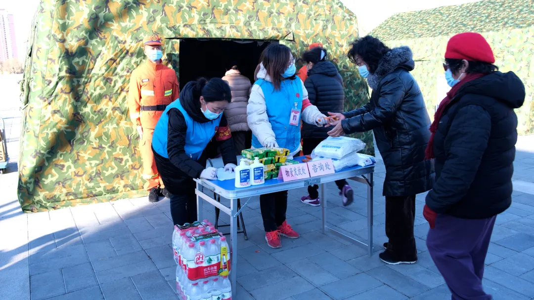 丰台区率先在试点公园内设立应急救援柜