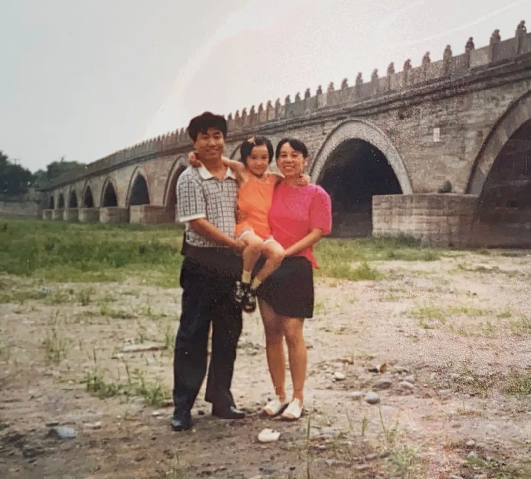 警察女儿记录父亲的“黑账本”