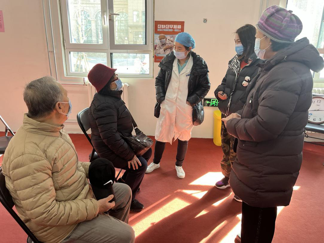 “医社携手，送苗上门” 丰台区多方合作推进老年人疫苗接种