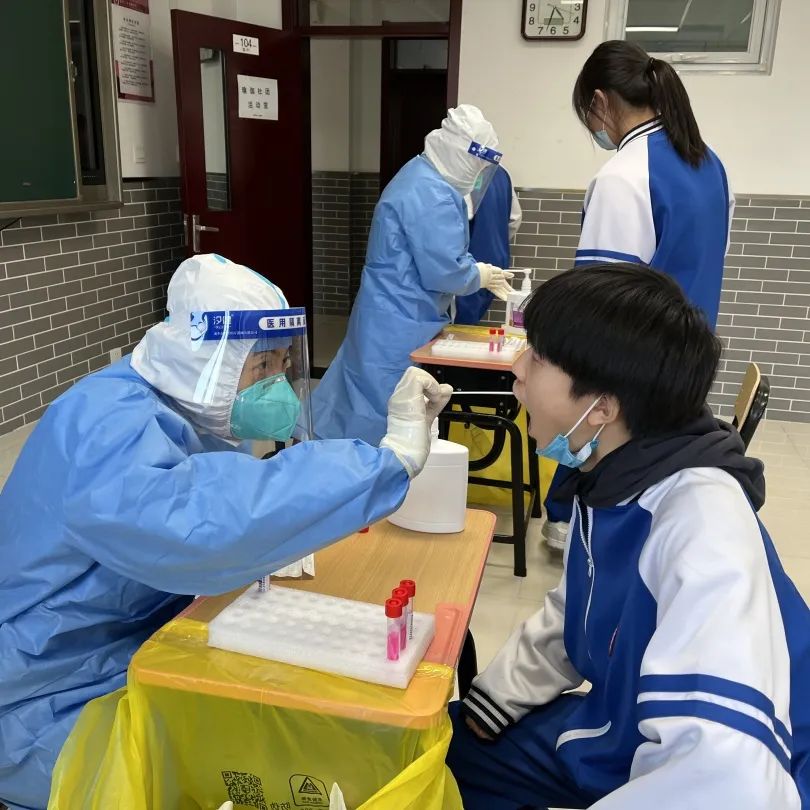 “疫”无反顾！来自东城“大白”的战疫故事——