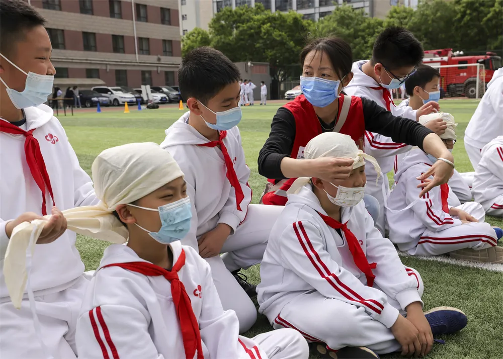 火灾逃生、地震躲避训练、原创科普短剧……东城区开展的这些活动关键时刻能“救命”！