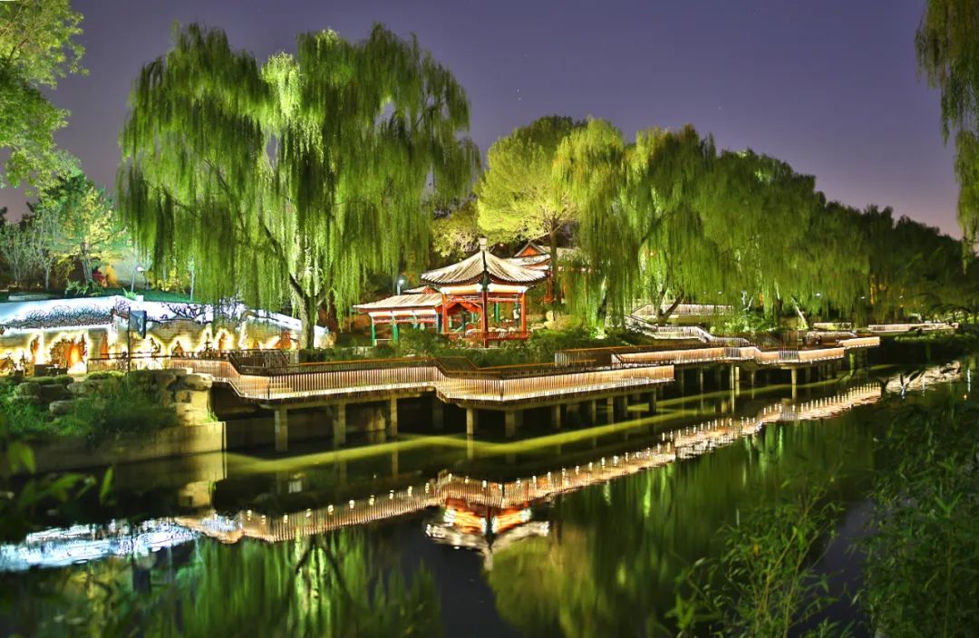 北京游乐园改建为龙潭中湖公园，今年7月1日向市民开放