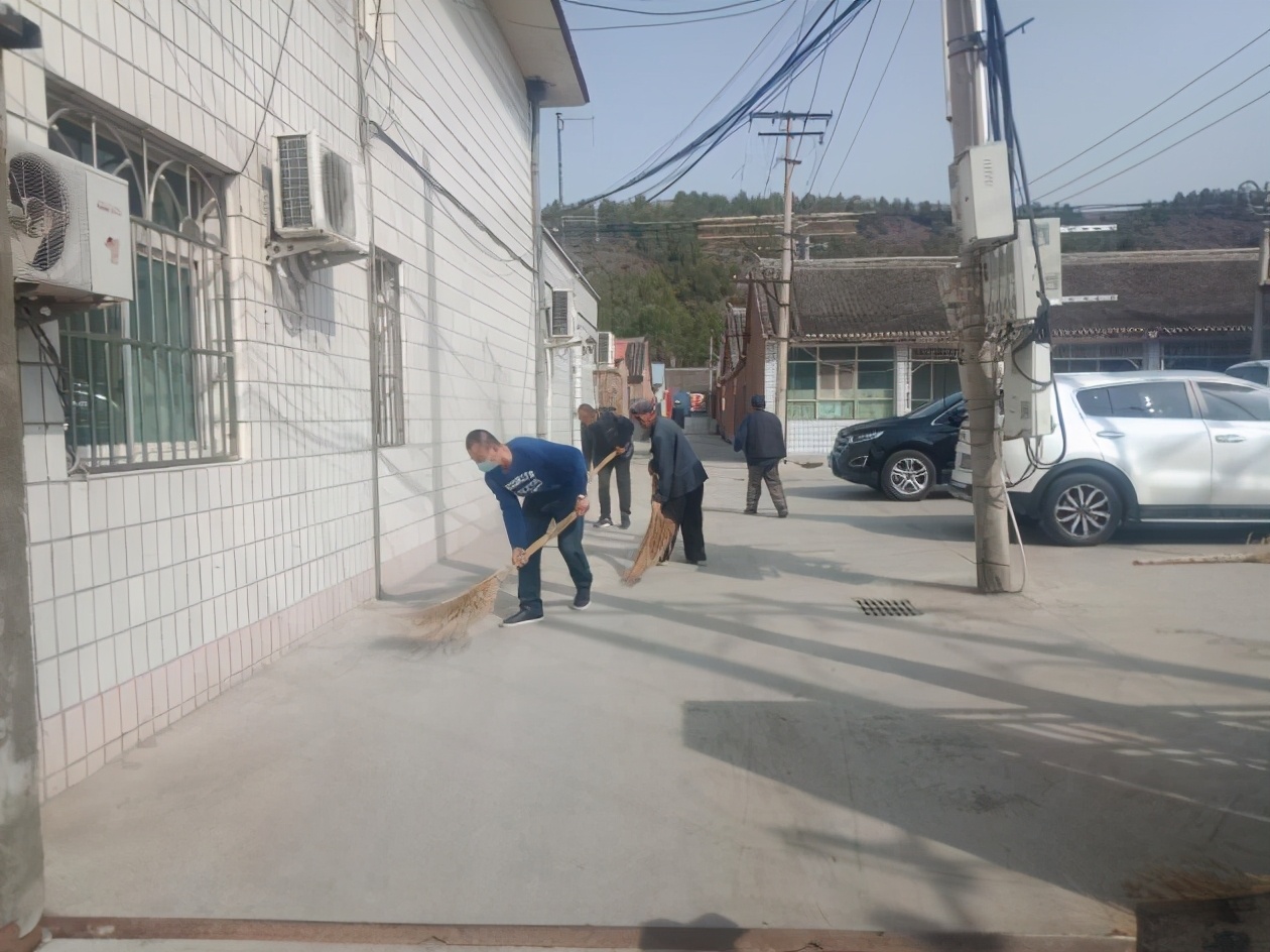 密云区新城子镇开展周末卫生日活动