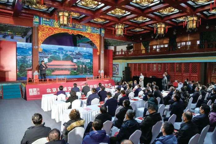 贯彻“崇文争先”理念 打造新时代文化产业发展高地