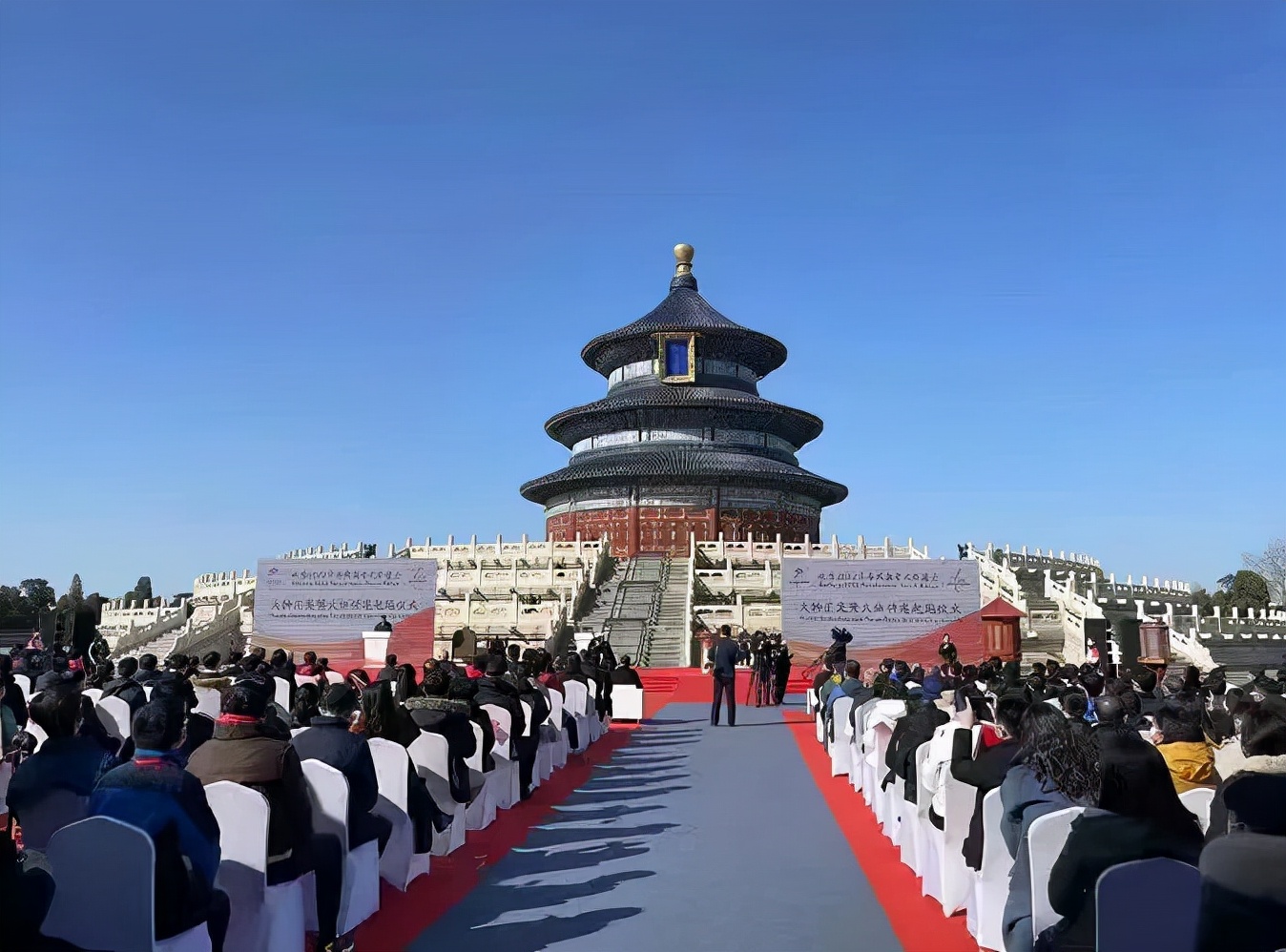 北京2022冬残奥官方火种在天坛公园汇集