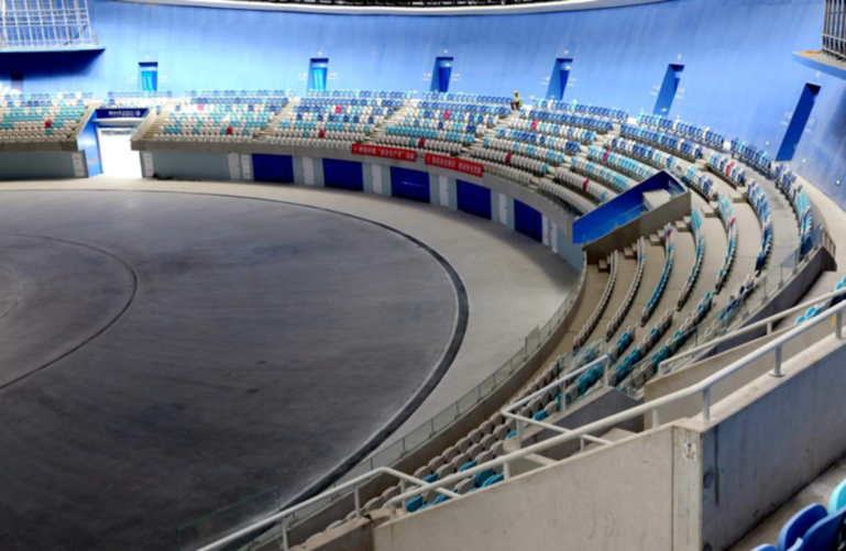 探访 | 丰台区村集体企业圆满完成“冰丝带”6000㎡看台板深化设计和预制施工建设