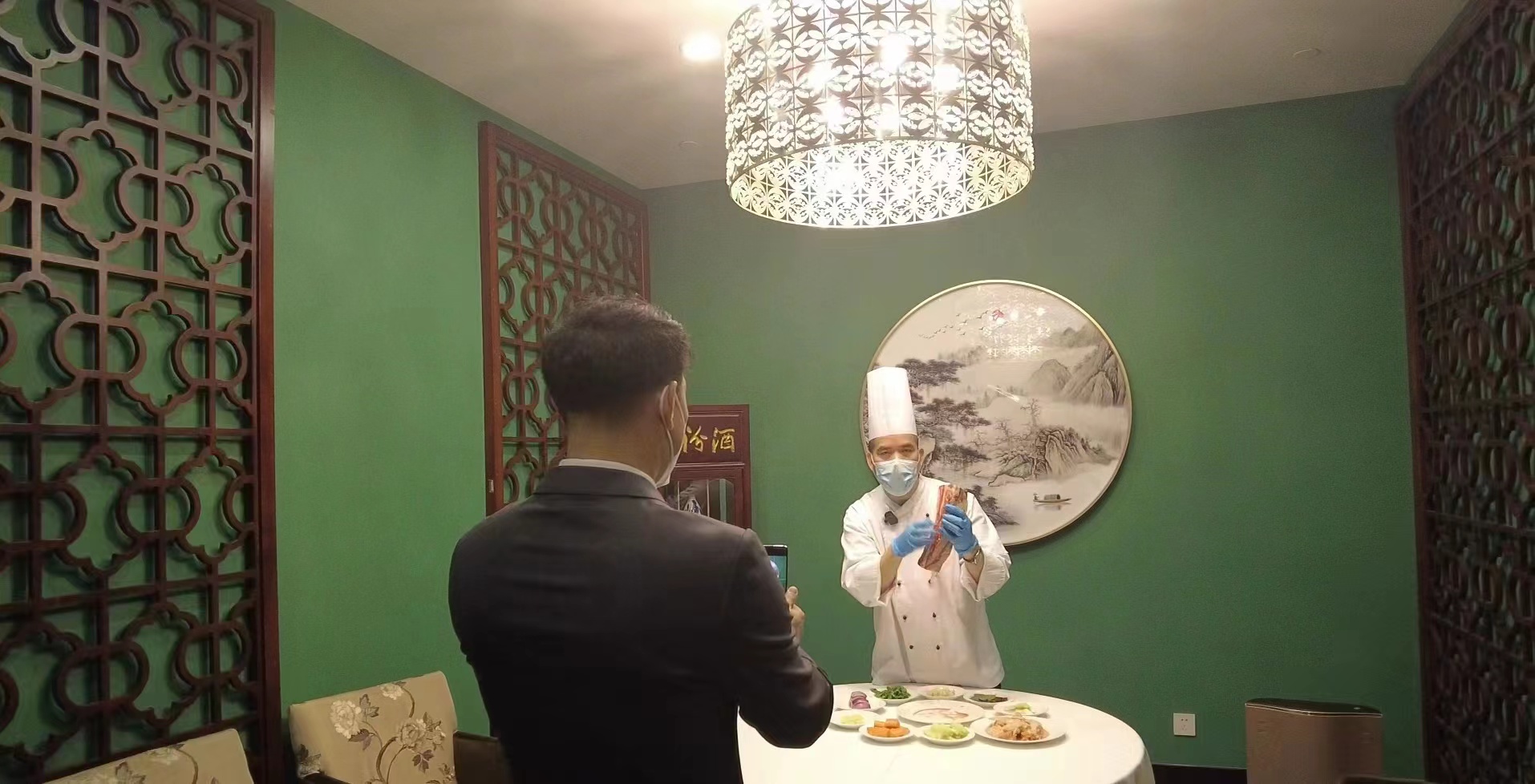 让顾客吃到“不打折的美味”——海淀区各酒店疫情期间“花式”服务社区团购纷纷上线