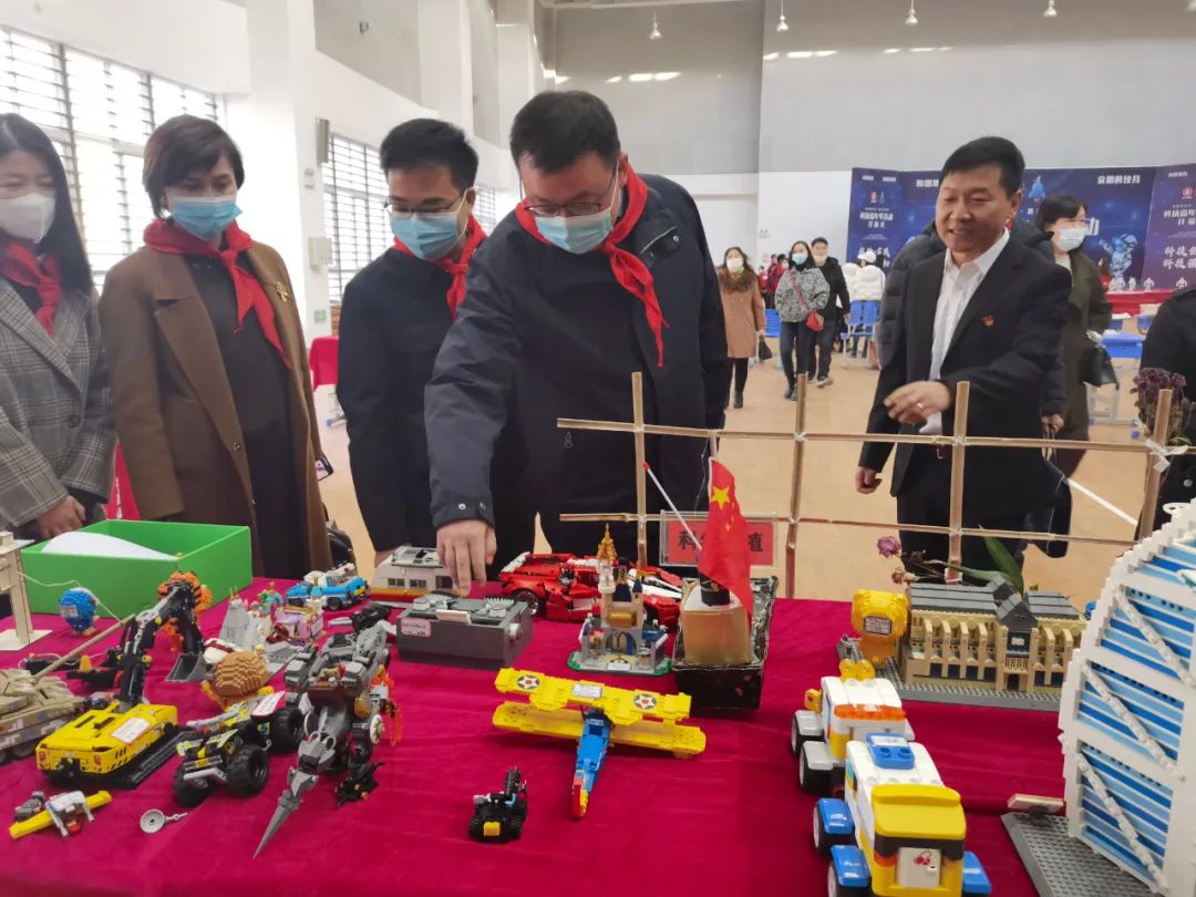 “京和科技月”系列活动启幕 首场嘉年华亮相和田市