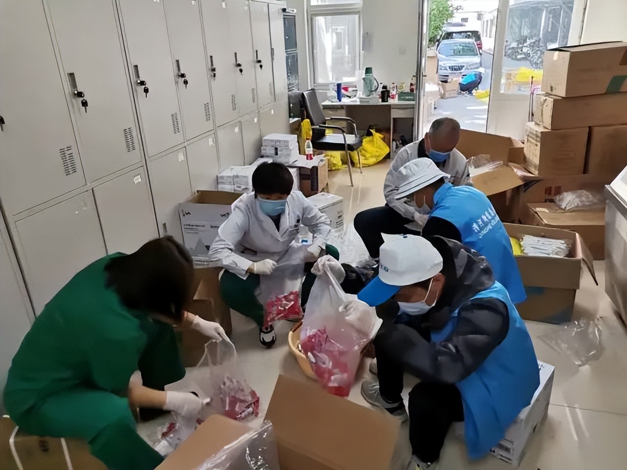 志愿服务筑牢疫情防线，让青春更闪亮